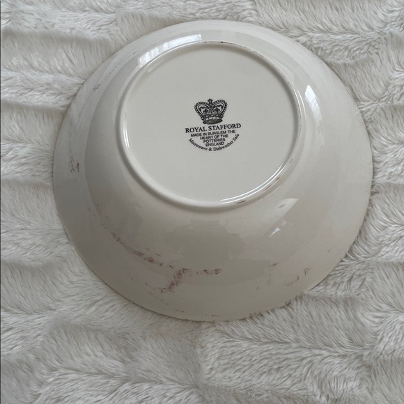 2 Royal Stafford bowls - Picture 3 of 3